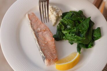 Alimentation et hormones féminines : le guide complet