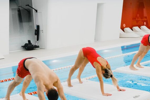Activités physiques douces pour femmes : guide complet