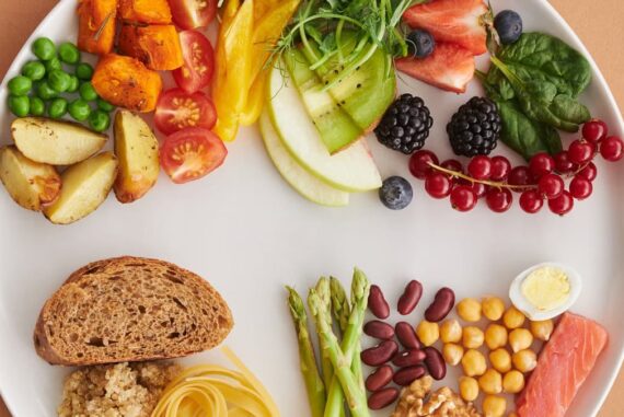 Alimentation équilibrée femmes : 5 portions fruits légumes quotidiennes