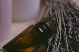 Huiles essentielles au féminin: guide complet et sécurisé